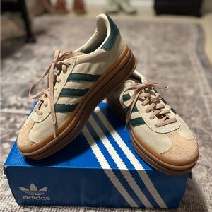 Adidas Cream and Teal Sneakers